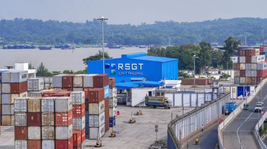 Operational Supremacy: Red Sea Gateway Terminal (RSGT) Reaches 100% Capacity at Patenga Terminal with Gantry Crane Arrival | JAR Magazine